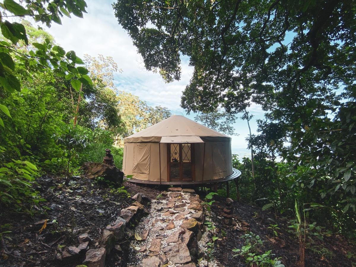 Готель Trekker Glamping Мінка Екстер'єр фото